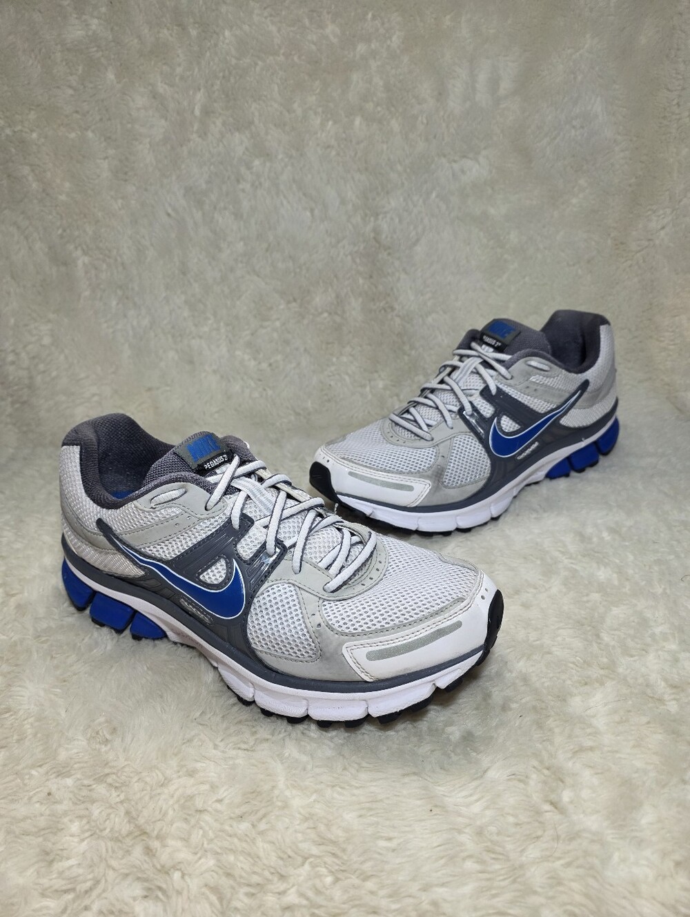 Nike Air Pegasus 27 Mens Size 9 White Royal Blue Like New Y2K Tech Runner Shoes